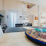 아파트 Marilu's