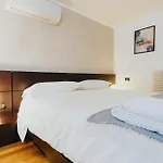 アパート Marilu's